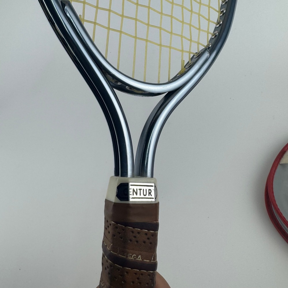 Century Omega Racquetball Racquet with Original Head Cover and Leather‎ Grip - Picture 6 of 7